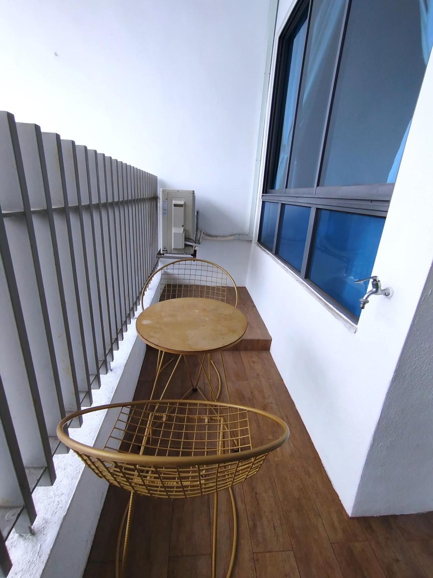 The Colony Klcc View By Nzv Apartment Куала Лумпур Екстериор снимка
