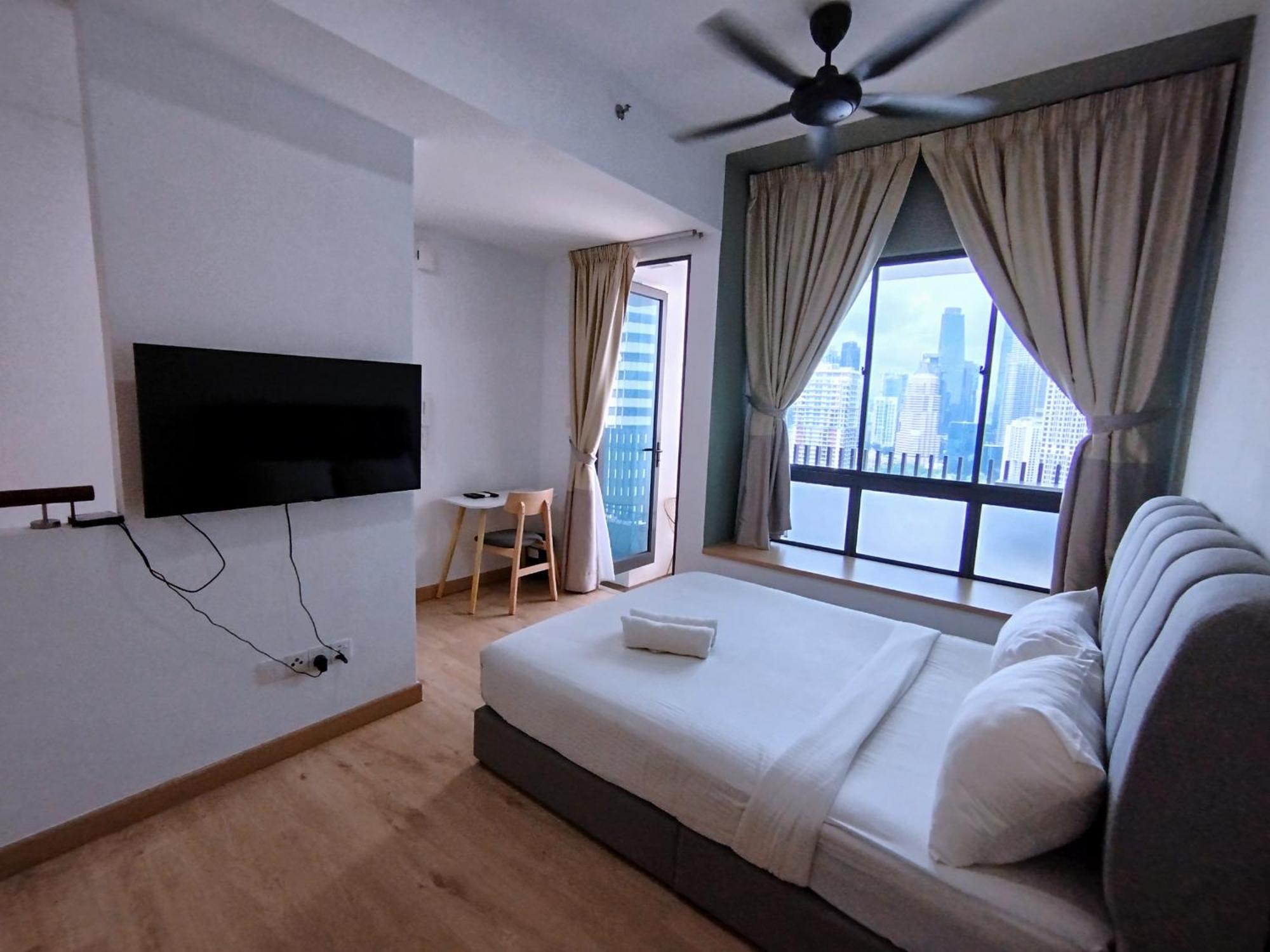 The Colony Klcc View By Nzv Apartment Куала Лумпур Екстериор снимка